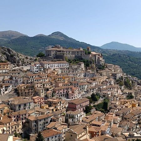 Ferienwohnung Casa Degli Ulivi Con Parcheggio Privato Muro Lucano Exterior foto