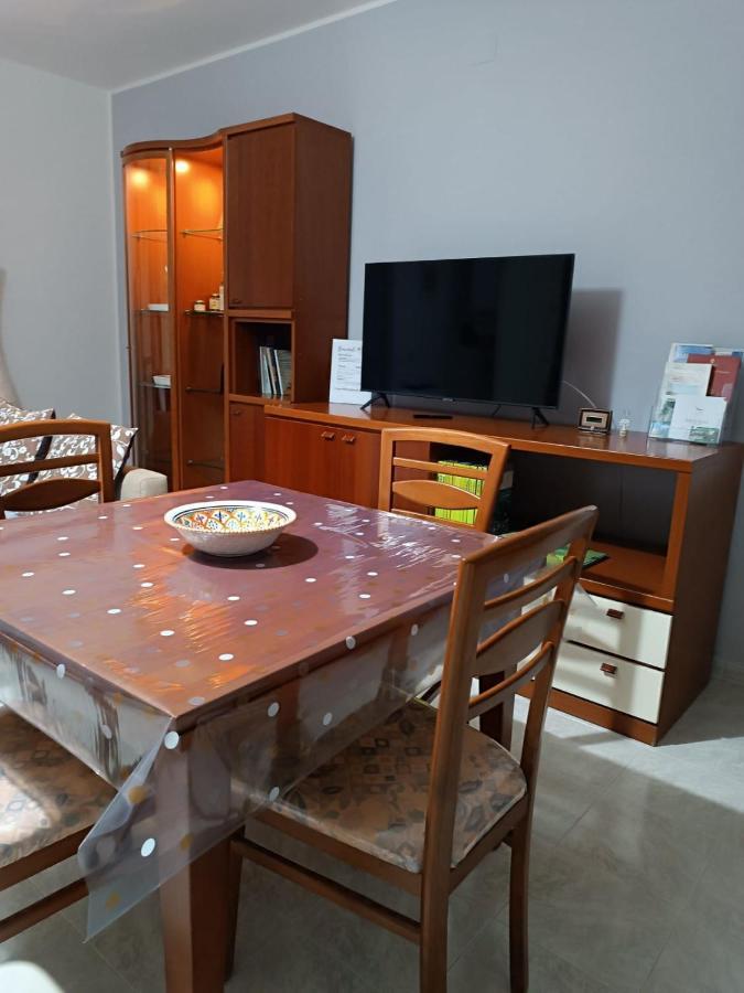 Ferienwohnung Casa Degli Ulivi Con Parcheggio Privato Muro Lucano Exterior foto