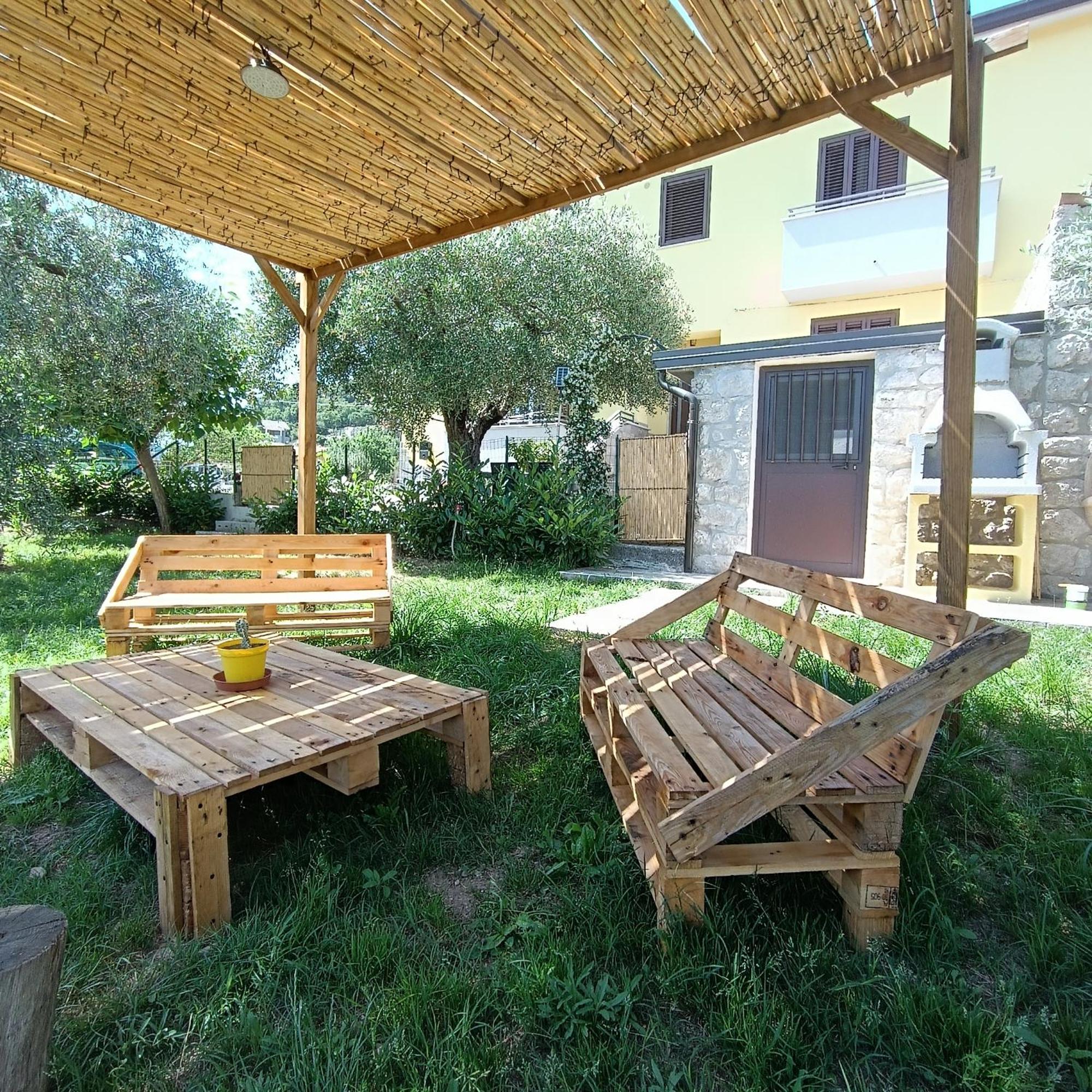 Ferienwohnung Casa Degli Ulivi Con Parcheggio Privato Muro Lucano Exterior foto